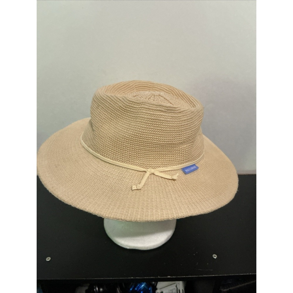 Wallaroo Hat Co Victoria Fedora UPF 50+ Protection Hat  Adjustable Poly Straw